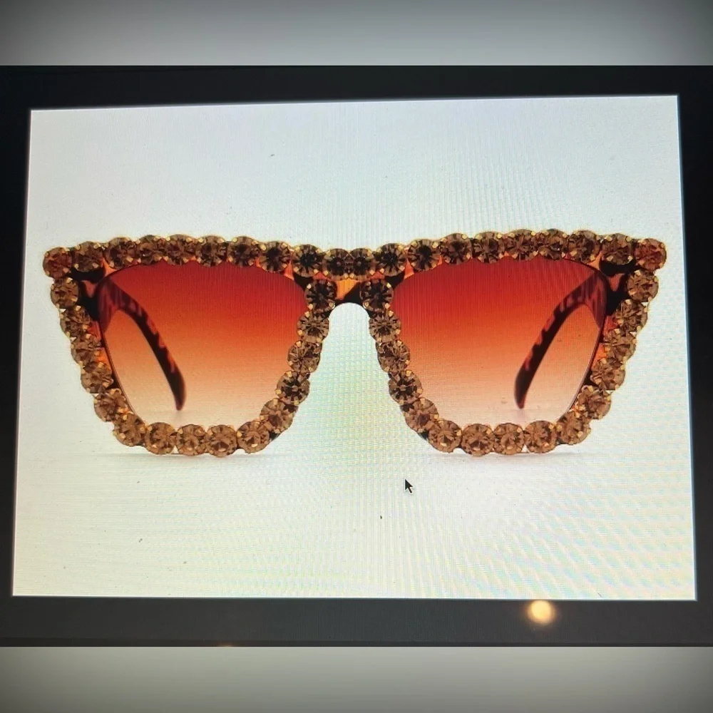 Greeksglasses perfect fun